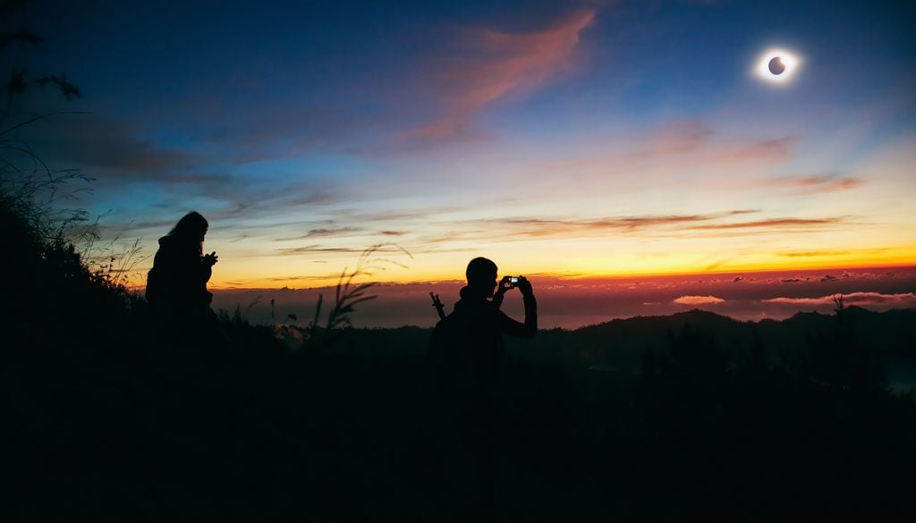 Faire un bon choix pour observer l’éclipse peut faire la différence entre profiter d’un événement inoubliable et vivre une déception.