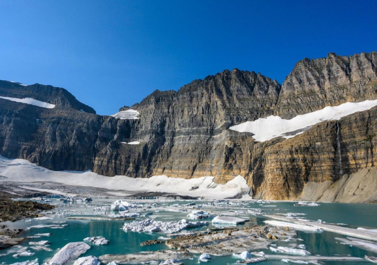2024 fue el tercer año consecutivo con una pérdida generalizada de glaciares en todas las regiones. Imagen: WMO
