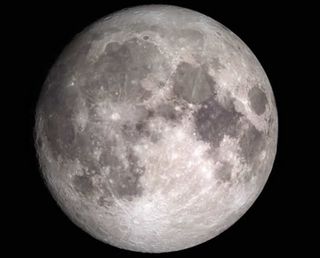 El agua en la Luna podría estar ampliamente distribuida