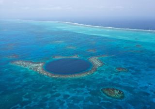  El agujero azul más profundo del mundo está en México; cabe un edificio de 200 pisos