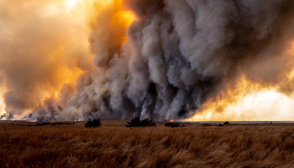 El humo de los incendios pude desplazarse decenas de kilómetros y provocar un grave empeoramiento de la calidad del aire.