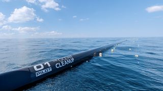 El barco 'The Ocean Cleanup' limpia de plásticos el Pacífico