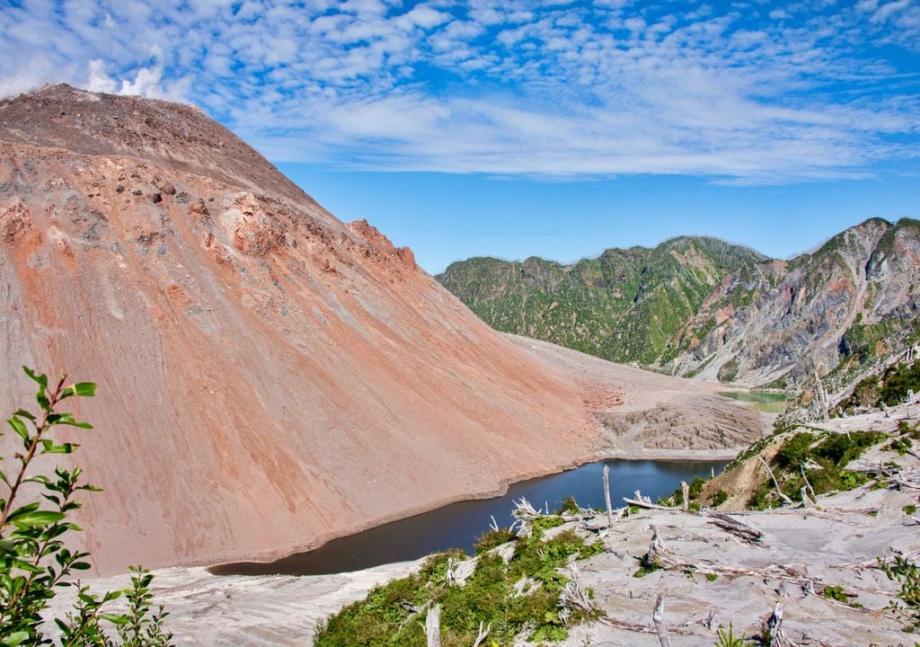 El volcán Chaitén es una de las principales postales de la provincia de Palena y del Parque Nacional Pumalín.