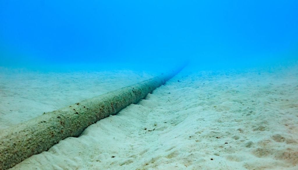 Cable submarino El proyecto comenzará en el nodo del Cable Prat ubicado en Concón y contempla estudiar posteriormente otros puntos de la costa, entre ellos Cartagena, Constitución, Biobío y La Serena.