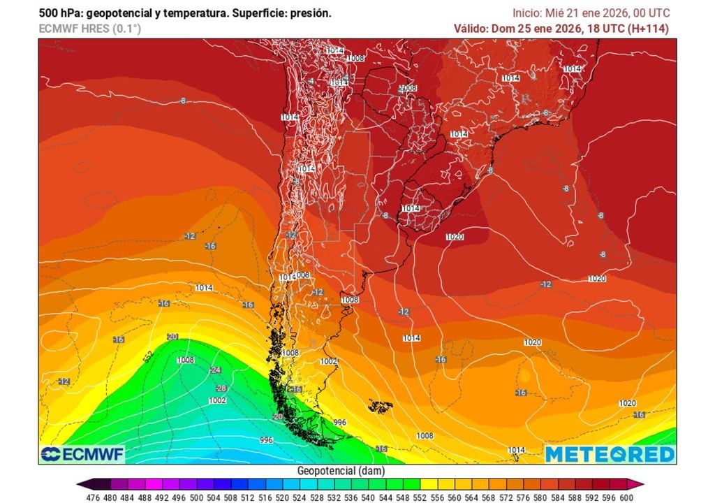 La vaguada en altura acompañada de aire frío provienente del sur, será la protagonista para el día domingo generando un cambio en las condiciones atmosféricas.