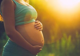 El calor extremo aumenta el riesgo de parto prematuro en Santiago, pero no como cre&iacute;amos