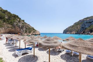 El calor llega al Mediterráneo...y las tormentas siguen en el norte