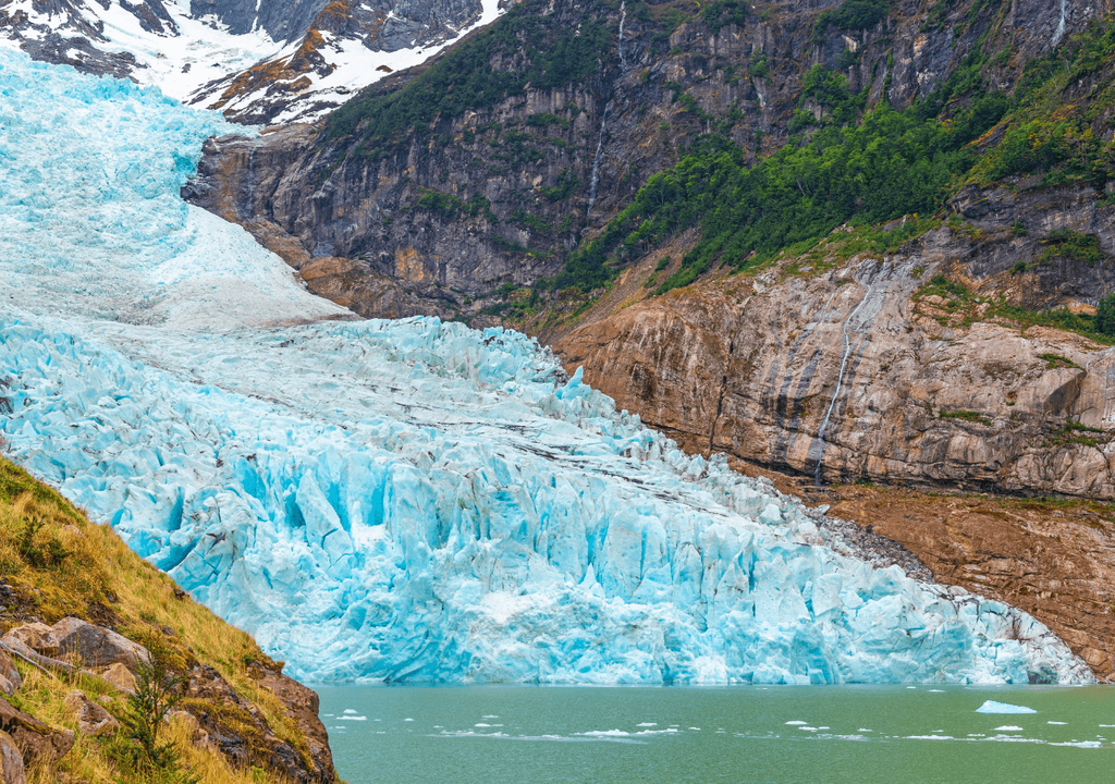 Glaciar Serrano en el Parque Nacional Bernardo O'Higgins, Chile.