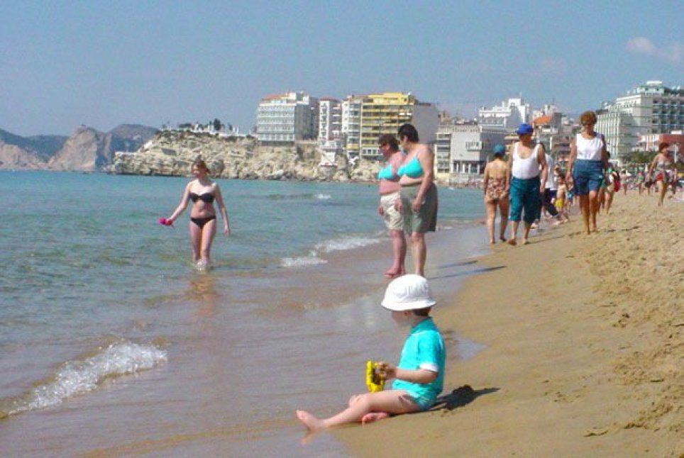 Una foto del verano en el Mediterráneo Una foto del verano en el Mediterráneo. ¿Deberemos bañarnos más al norte?