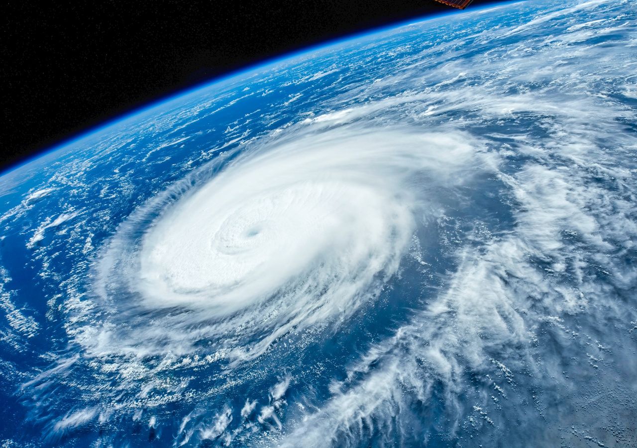 El Centro Nacional de Huracanes alerta: Lee ya es un devastador e