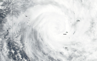 El ciclón tropical Tino se intensifica equivalente a un huracán Cat. 1