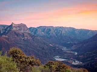 El clima en las Barrancas del Cobre cambia tu viaje: guía y consejos para no arruinarlo