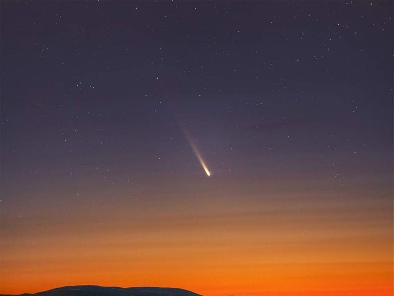 Cometa C/2023 A3 - Tsuchinshan-ATLAS desde Nueva Zelanda Crédito: Man Inwood