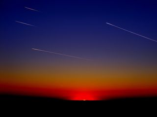 El cometa Halley, la Superluna y la lluvia de meteoritos Eta Acuáridas
