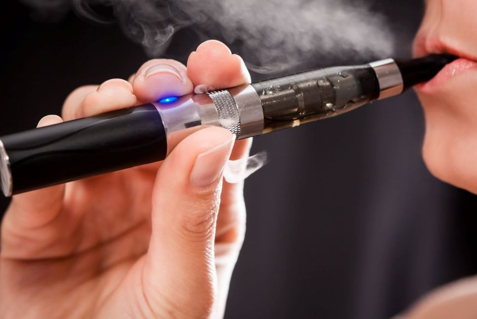 El daño a la salud por los vapeadores es más grave de lo que se pensaba, advierten expertos. Noticias en tiempo real