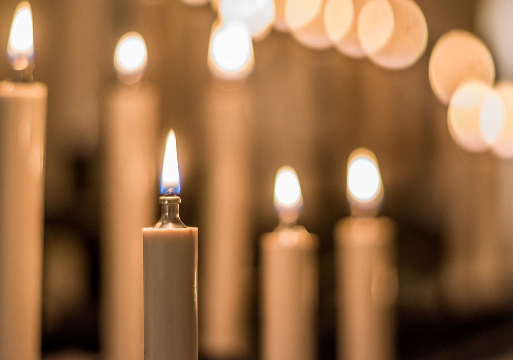 candelaria El Día de la Candelaria se bendicen las velas, de ahí el nombre, este acto simboliza la luz y la protección para el año que comienza.