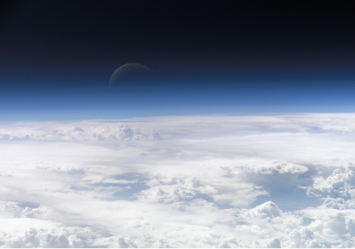 El d&iacute;a que los volcanes crearon nuestro cielo: el origen violento de la atm&oacute;sfera que respiramos