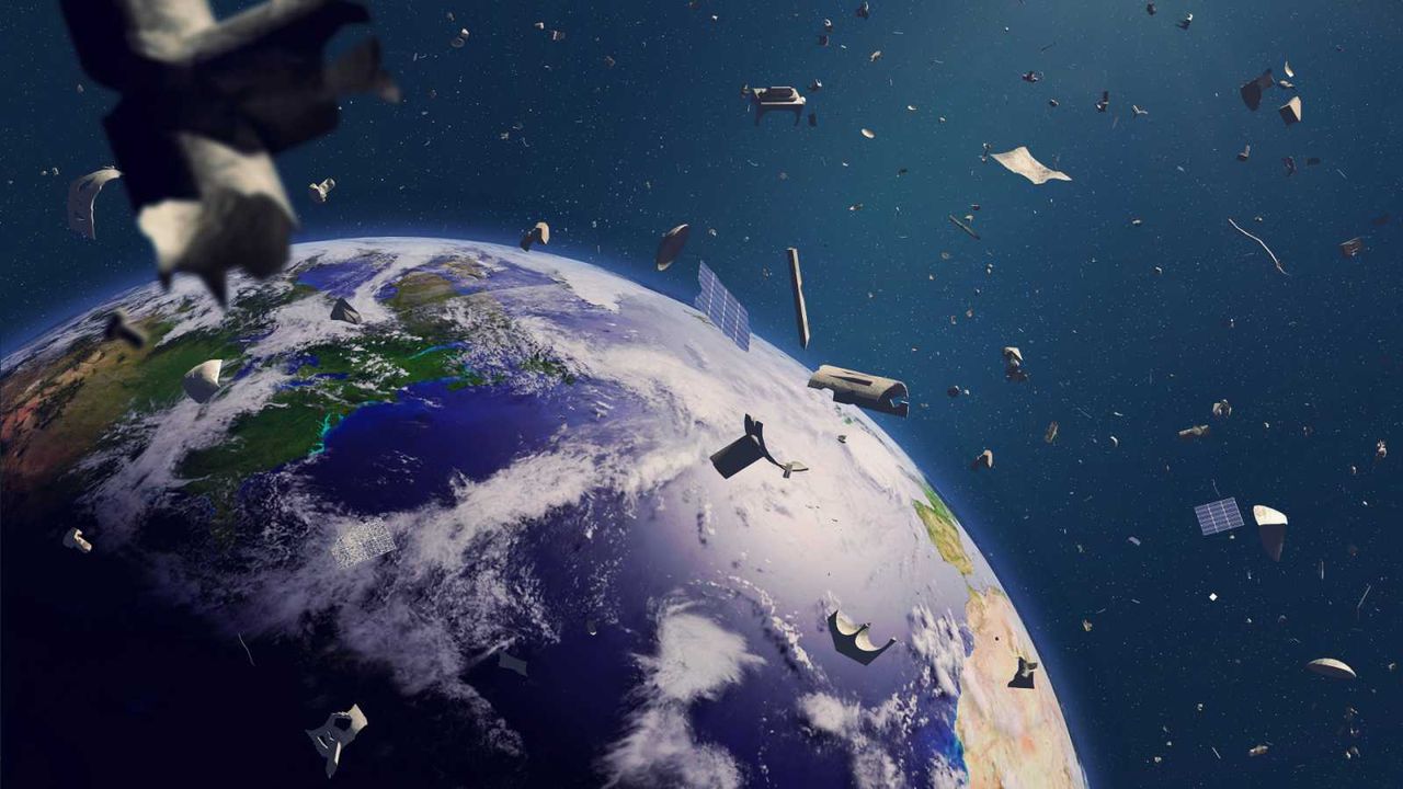El dióxido de carbono prolongan la vida de los desechos espaciales