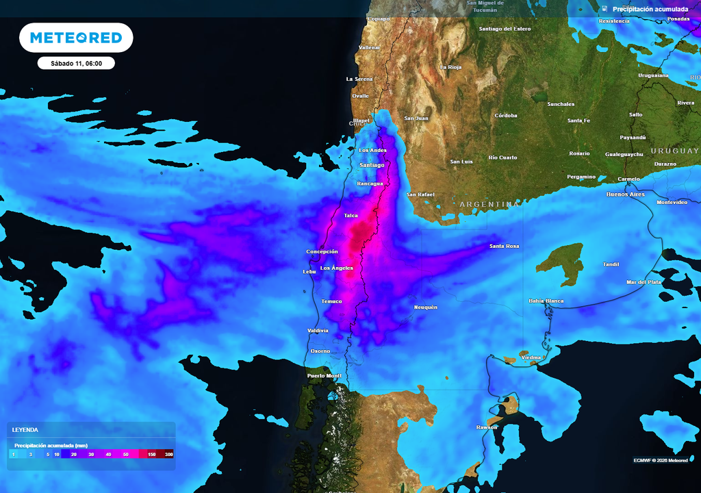 lluvias acumuladas Las precipitaciones se acumularán en una estrecha franja del país durante las próximas horas. El frente cálido impactará con lluvias abundantes entre el Maule y Biobío.