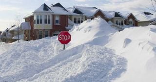 El ejercito canadiense movilizado por las tormentas de nieve