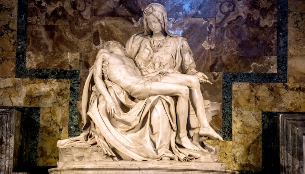 La Piedad de Miguel Ángel, en la Basílica de San Pedro de la Ciudad del Vaticano, es otra de las obras escultóricas capaces de provocar el síndrome de Stendhal.