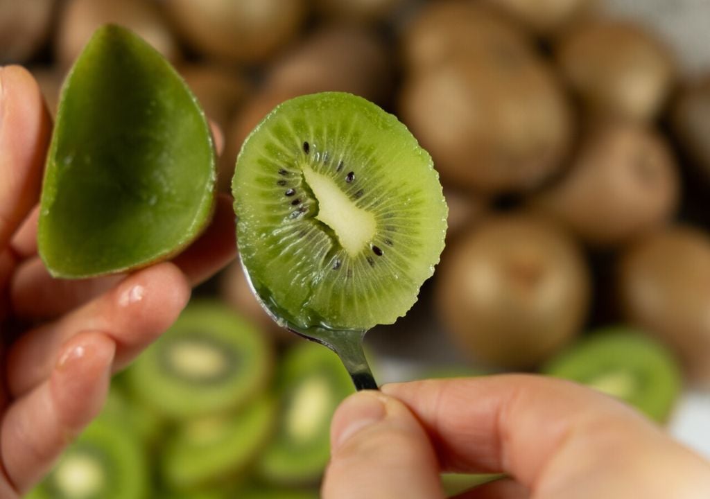 kiwis kiwis