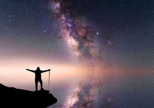 El escenario m&aacute;s inquietante del cosmos: un universo que se enfr&iacute;a hasta apagarse