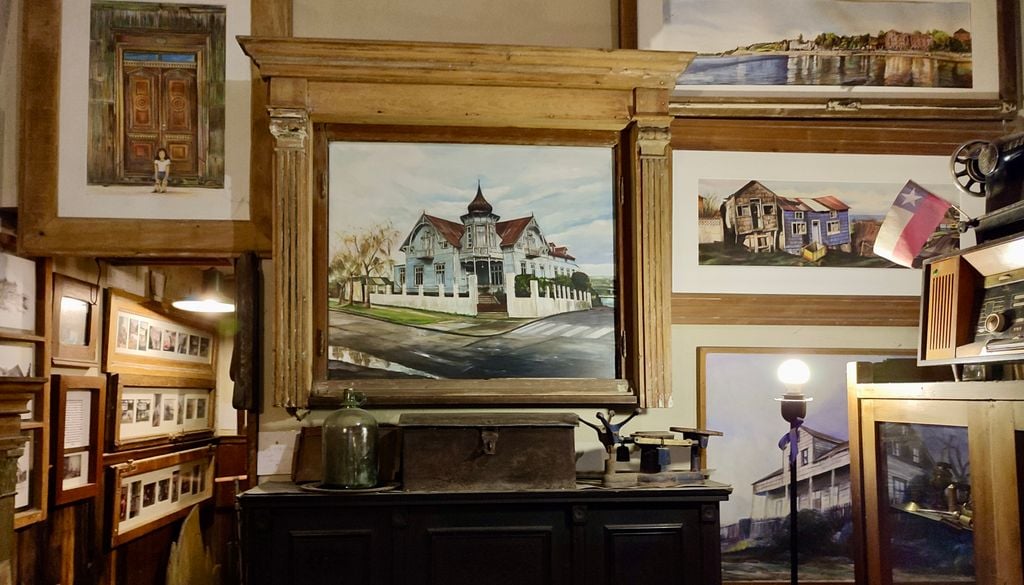Pinturas del museo Pablo Fierro. En el museo se pueden ver numerosas obras del artista Pablo Fierro.