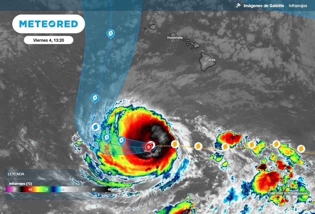 Según el NHC, la trayectoria de Lowell girará bruscamente a la derecha y luego pasará rozando Hawái en forma de huracán de gran intensidad.