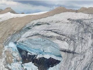 El gobierno italiano culpa al cambio climático del colapso del glaciar