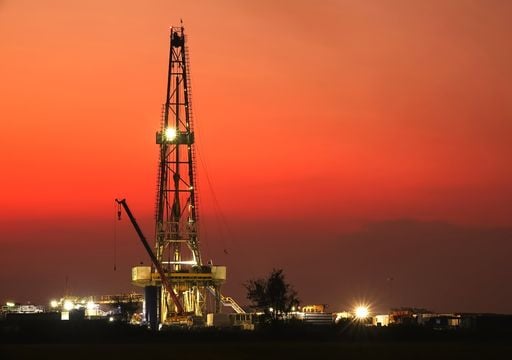 El gran dilema energético: los países prometen descarbonizar, pero siguen quemando más combustibles fósiles