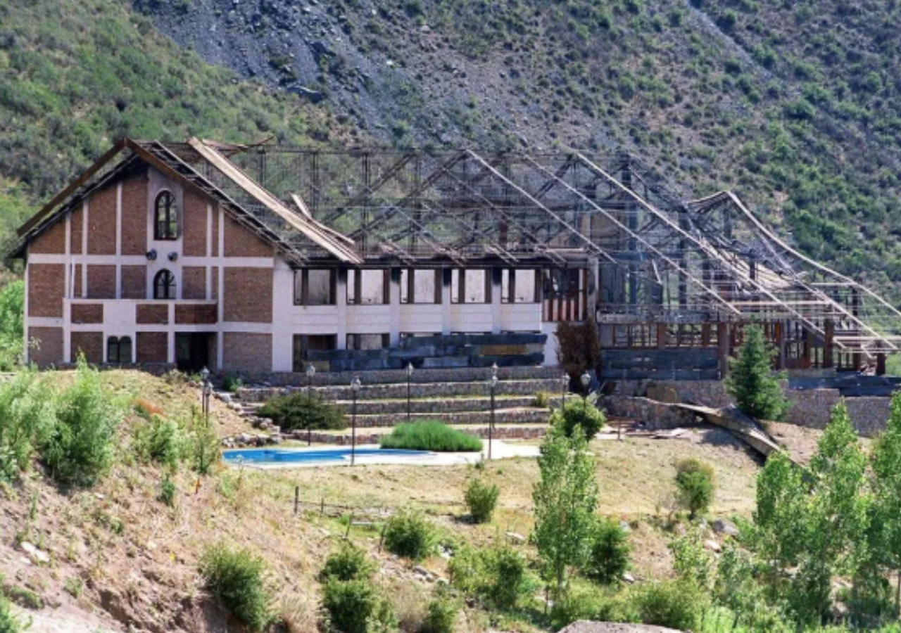 Durante más de 15 años, el hotel Samay Huasi fue un paraíso en los Andes mendocinos. Gentileza: Facebook Nuestra Historia de Pie