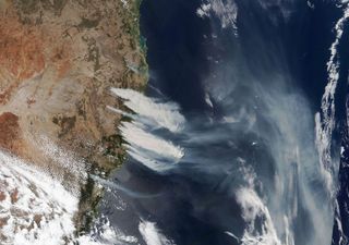 El humo de los devastadores incendios en Australia llega a Argentina