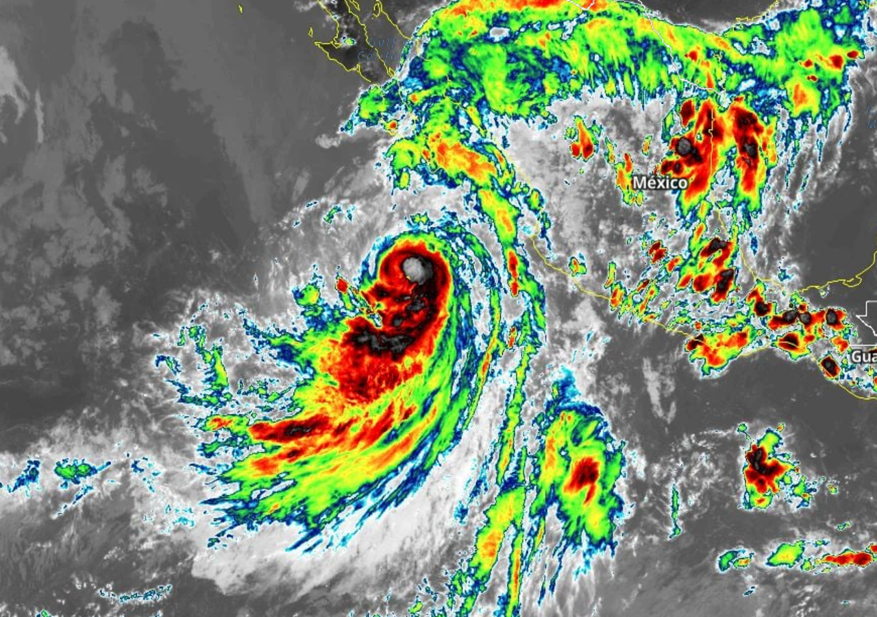 El huracán Kay se fortalecerá mientras se aproxima a Baja California Sur