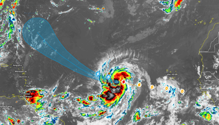 El huracán Larry más fuerte: dos zonas más monitorizadas por el NHC