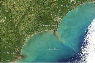 El huracán Matthew inunda las Carolinas
