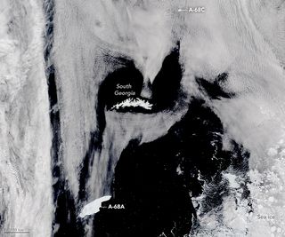 El Iceberg A-68A cerca de Georgia del Sur