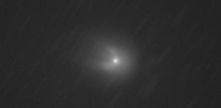 El impresionante estallido del brillo de un cometa