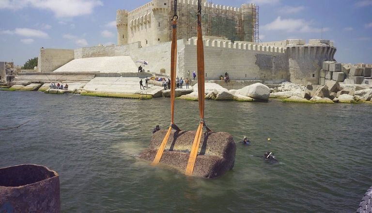 Un impresionante hallazgo arqueol&oacute;gico bajo el agua revive una de las 7 Maravillas del Mundo Antiguo