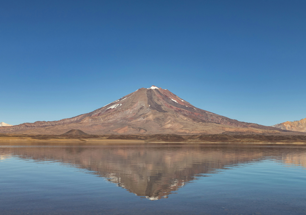 Laguna del Diamante Cordillera de los Andes