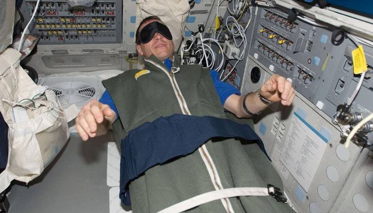 El inquietante motivo por el que la NASA obliga a sus astronautas a dormir m&aacute;s de 8 horas