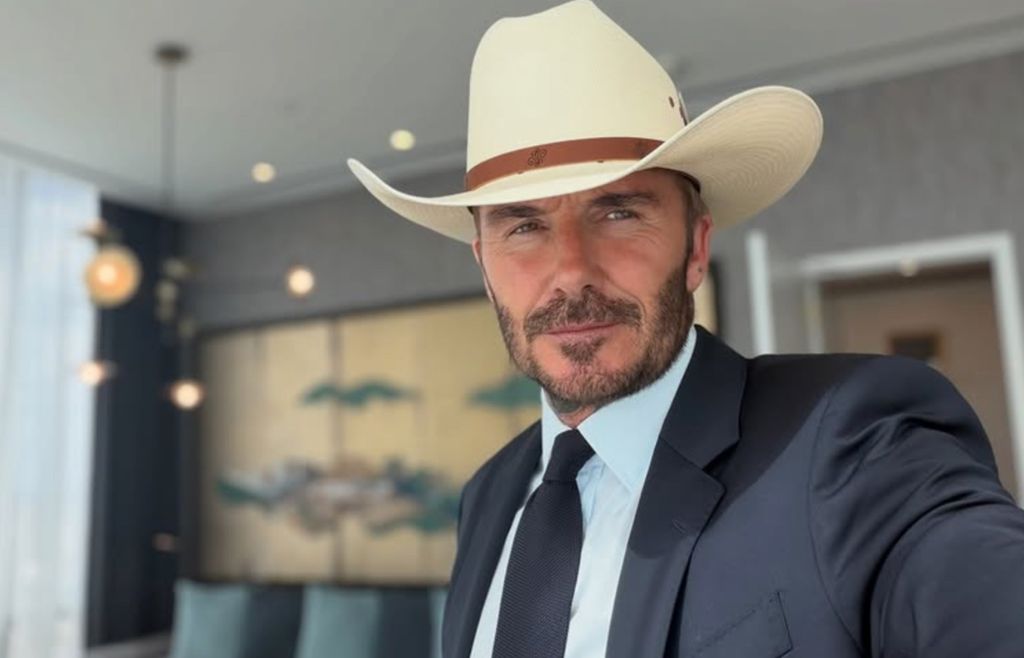 beckham David Beckham encontró en la jardinería una de sus grandes pasiones fuera del fútbol y suele compartir en sus redes sociales imágenes de su vida rural en Inglaterra. Fuente: @davidbeckham