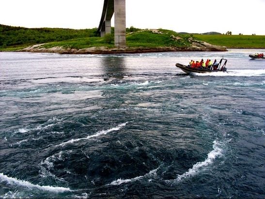 El Maelstrom, Un Remolino Marino De “aguas Tomar” El Maelstrom, Un Remolino Marino De “aguas Tomar”