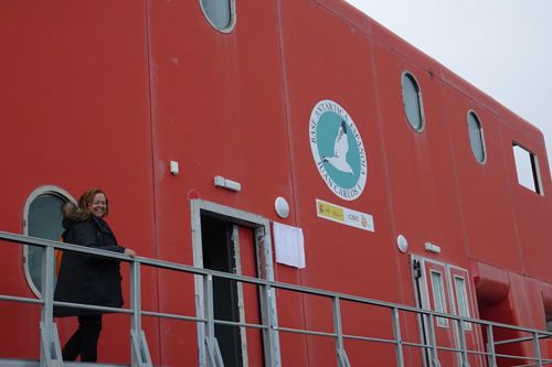 El Ministro De Ciencia Y La Presidenta Del Csic Visitan La Base Antártica Juan Carlos I