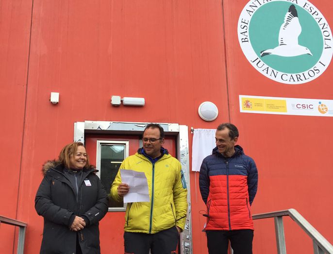 El Ministro De Ciencia Y La Presidenta Del Csic Visitan La Base Antártica Juan Carlos I El Ministro De Ciencia Y La Presidenta Del Csic Visitan La Base Antártica Juan Carlos I