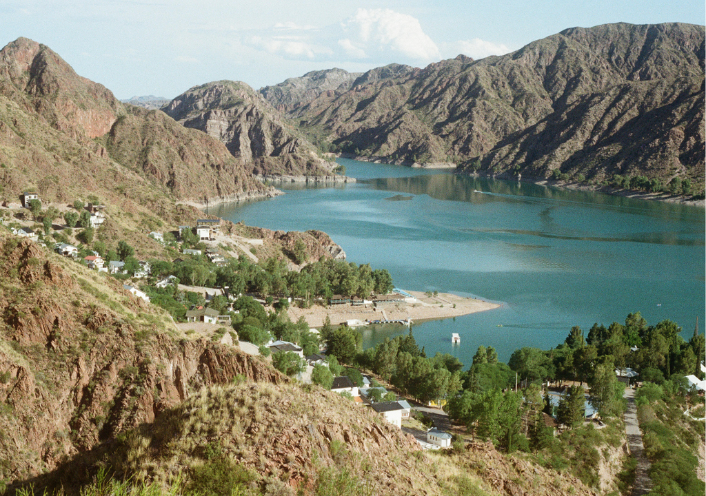 Lago Potrerillos Mendoza Lago Potrerillos Mendoza