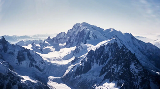 El Mont Blanc aument&oacute; casi dos metros en sus &uacute;ltimas mediciones realizadas por los top&oacute;grafos