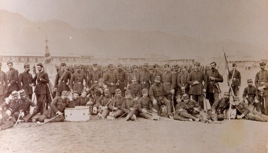 Tropas durante la Guerra del Pacífico (1879-1884), conflicto que enfrentó a Chile, Perú y Bolivia tras años de tensiones territoriales, económicas y diplomáticas. Crédito: Archivo histórico.