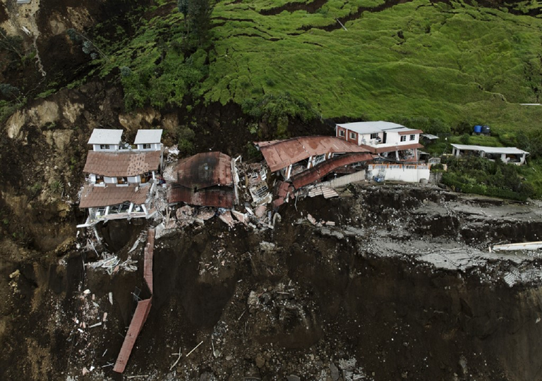 El Niño Costeiro: chuvas torrenciais deixam ao menos 16 mortos no Equador El Niño Costeiro: chuvas torrenciais deixam ao menos 16 mortos no Equador