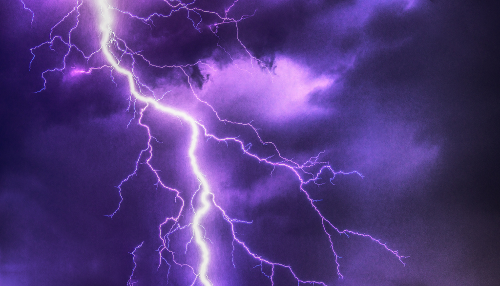 tormentas eléctricas. El aviso A480/2026 advierte probables tormentas eléctricas en la cordillera de Arica y Parinacota y Tarapacá desde la tarde del jueves 17 hasta la noche del viernes 18.